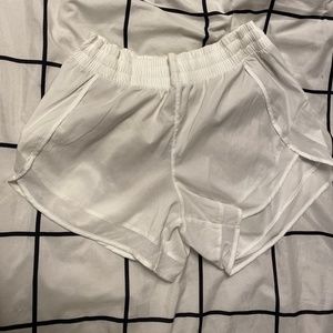 Athleta Mesh Racer Run Short 4”